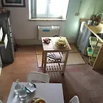 拉弗拉塔艺术酒店 - *