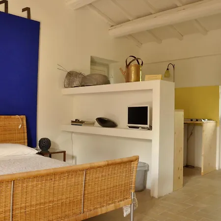 Country house La Fratta Art - House