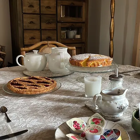 拉弗拉塔艺术酒店 -